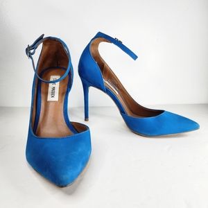 STEVE MADDEN Blue Tifannie Pumps.